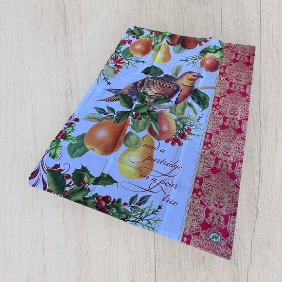 In a Pear Tree Kitchen Tea Towel Set of 2 Michel Designs 12 Days of Christmas - Picture 13 of 13